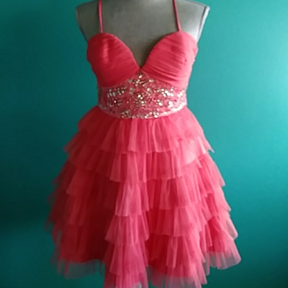 Coral dress with rhinestones - Picture 1 of 4